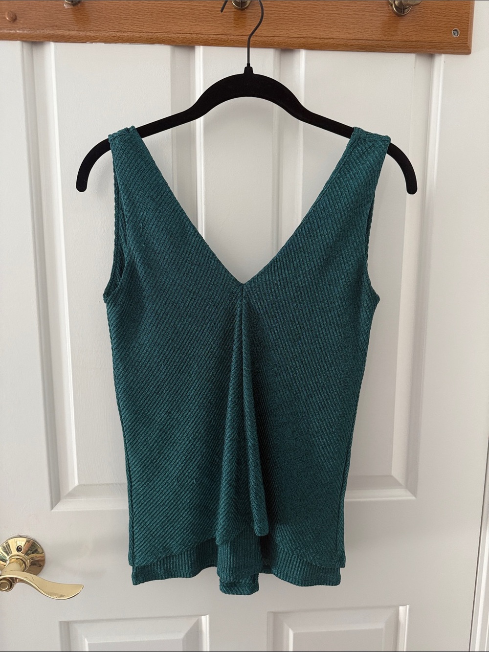 White House Black Market Teal Ribbed V-Neck Tank